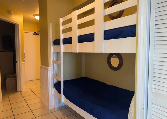 Plantation Palms 6507